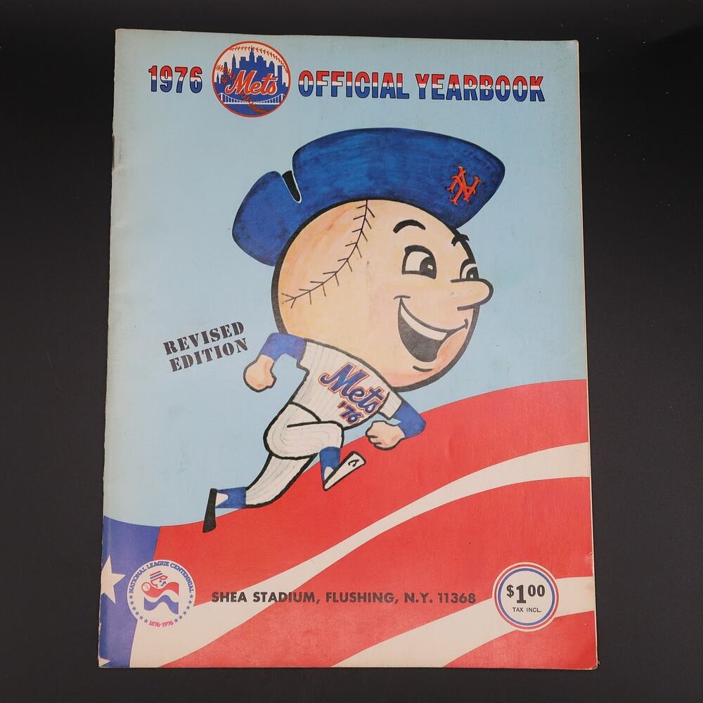 New York Mets 1976 Official Yearbook Tom Seaver Bicentennial MLB Baseball Vtg